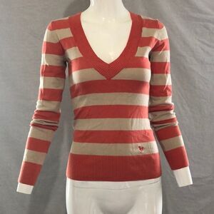 Elisabeth Samuels Top  